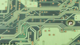 「スワコーさん、こんなこともできるんだ！」と知ってほしいから、ズバッと取引事例を紹介します。～アライメントプレス加工品～のアイキャッチ画像