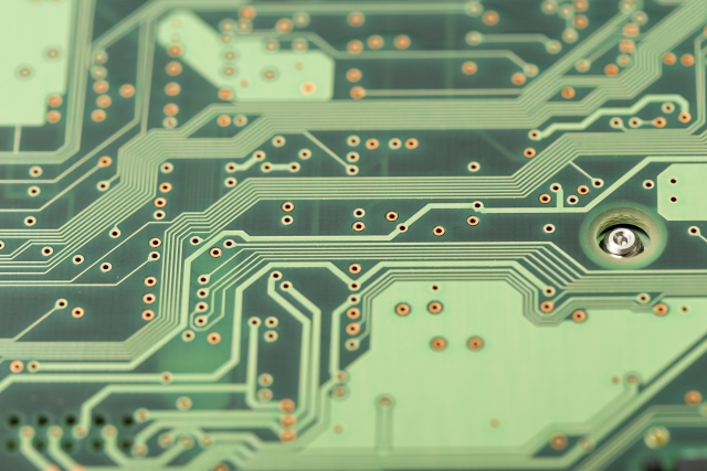 「スワコーさん、こんなこともできるんだ！」と知ってほしいから、ズバッと取引事例を紹介します。～アライメントプレス加工品～